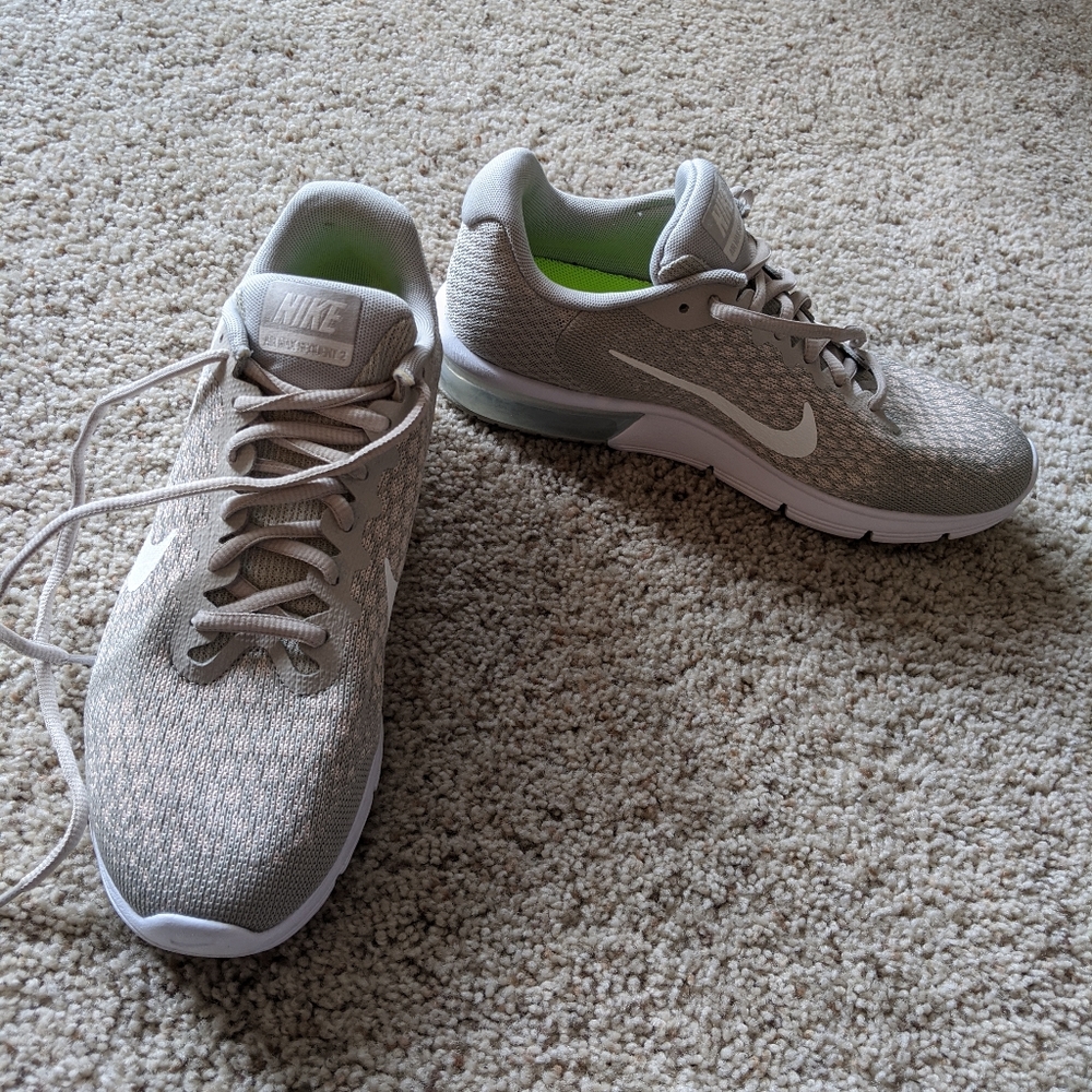 Nike air Max sequent 2